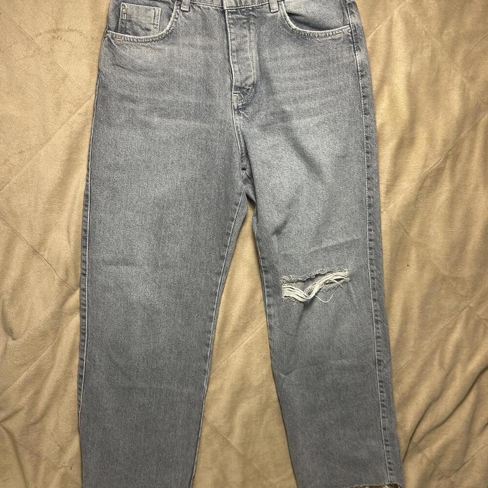 Zara Wide Leg Jeans Women’s 6 Gray Light Wash Button Fly Knee Hole